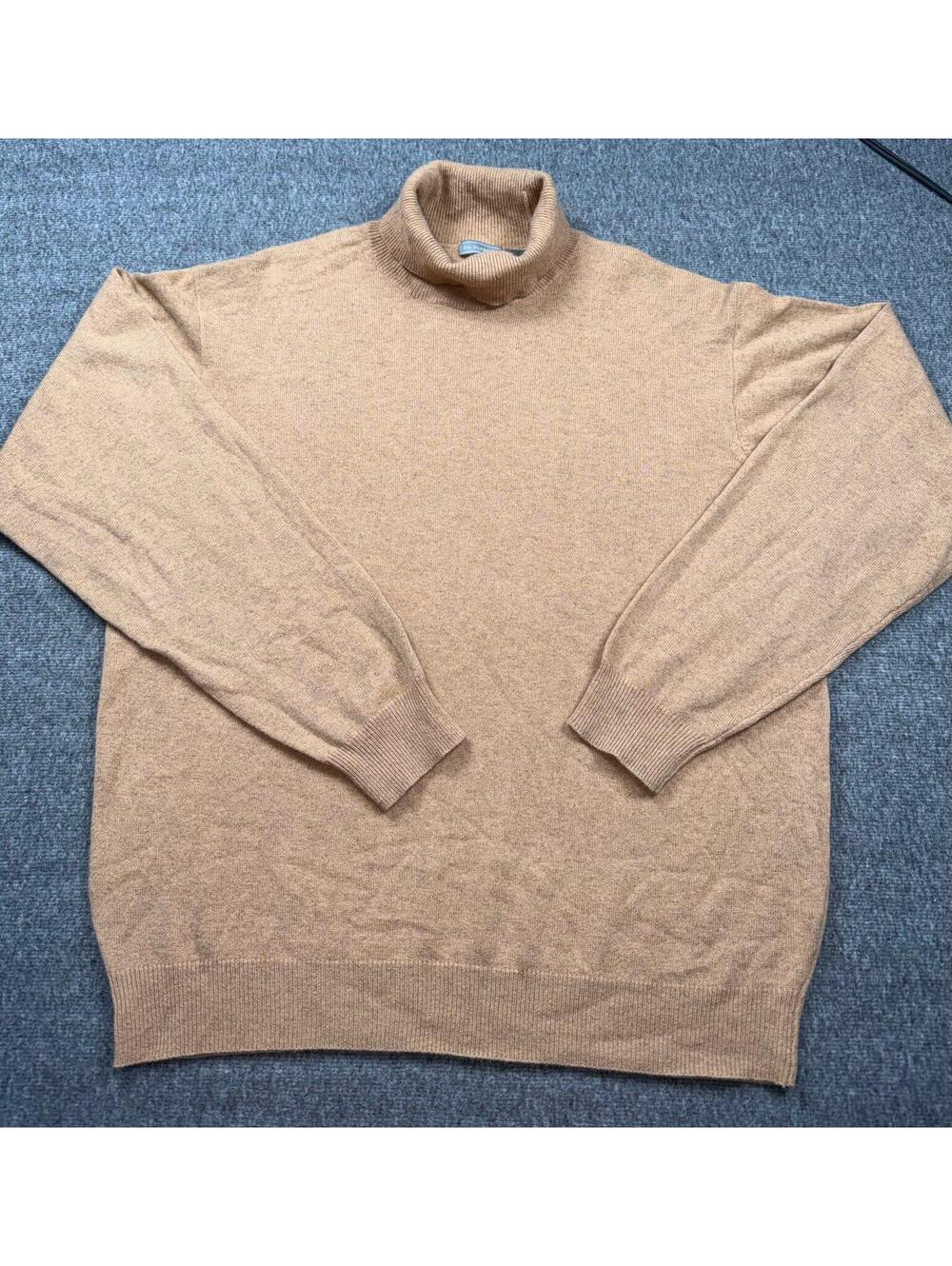 CH Classic Mens Cashmere Turtleneck Sweater Size Large Camel Old Money